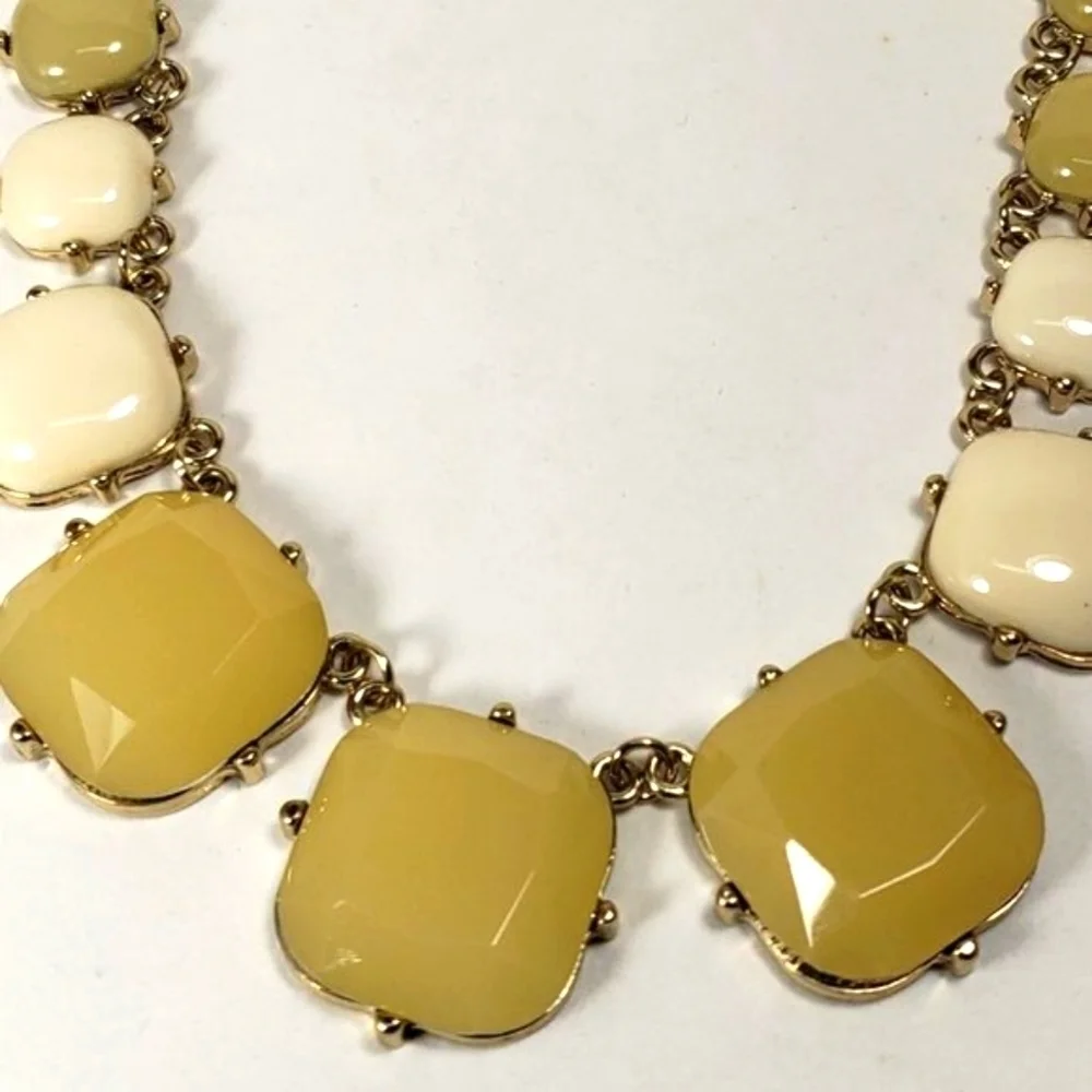 Colorful Stones Statement Necklace – Polished Gold - Stunning 20